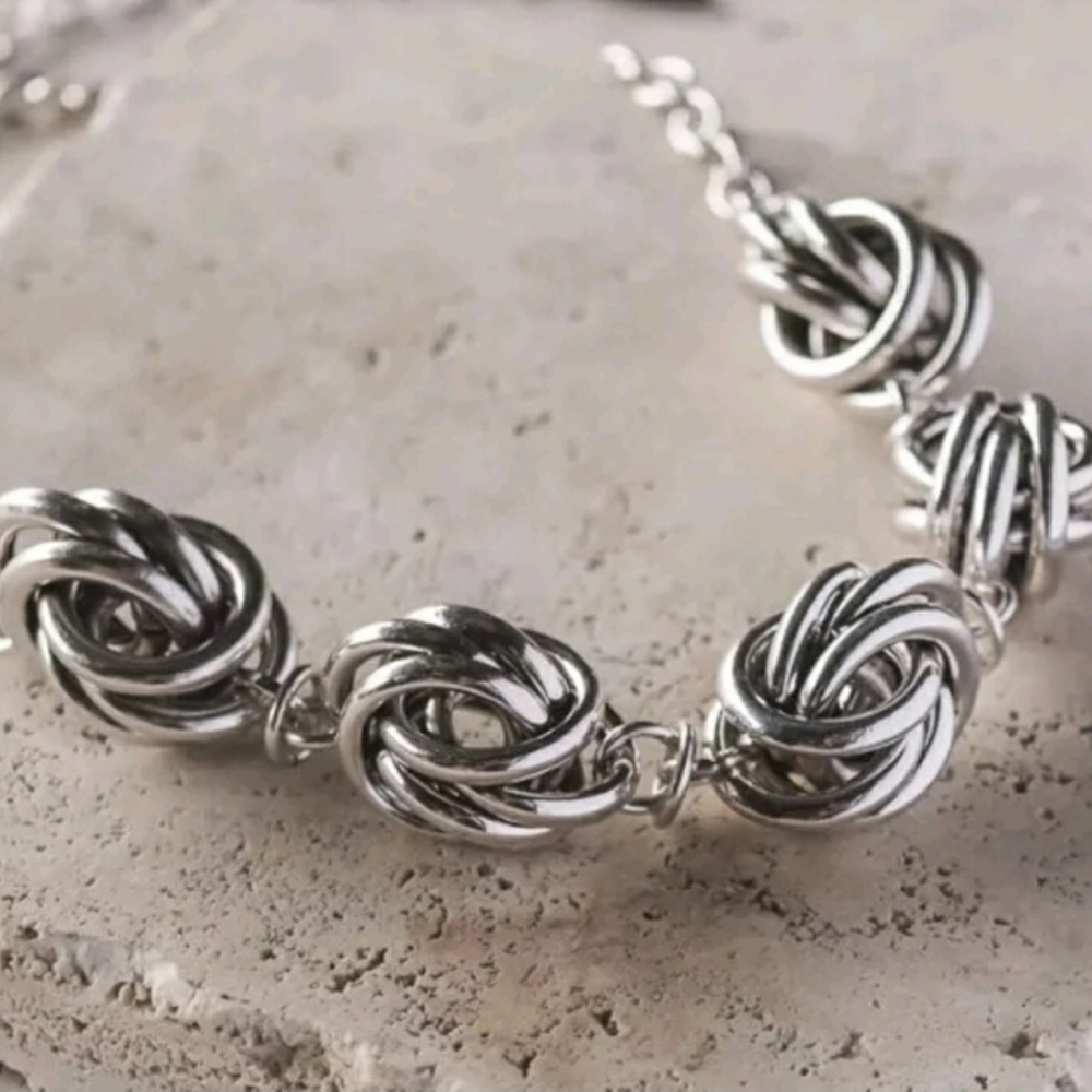 Retired Plunder "Abigail" Necklace